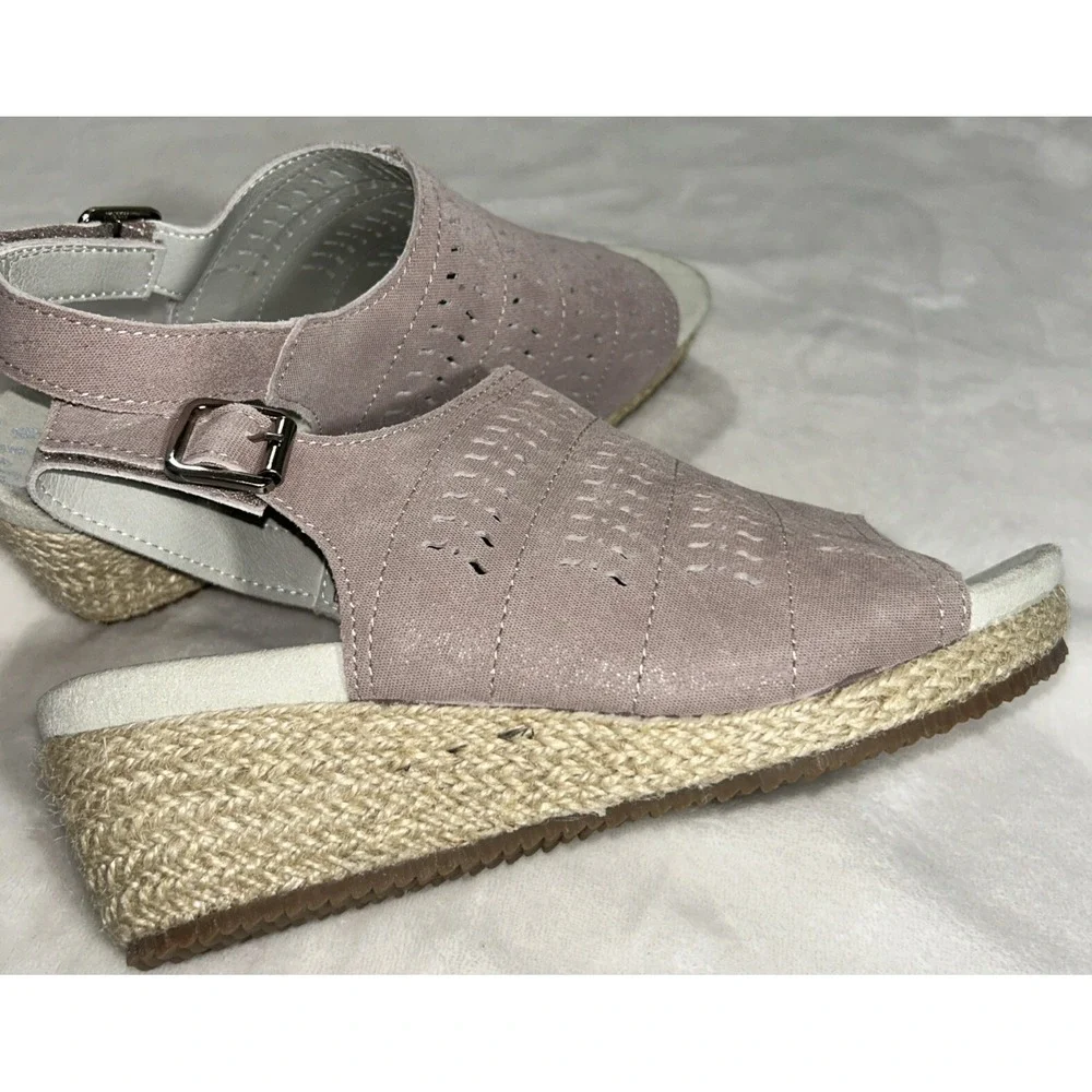 Size 6 X-Wide Propét Women's‎ Marlo Espadrille Wedge Sandal, Pink Blush